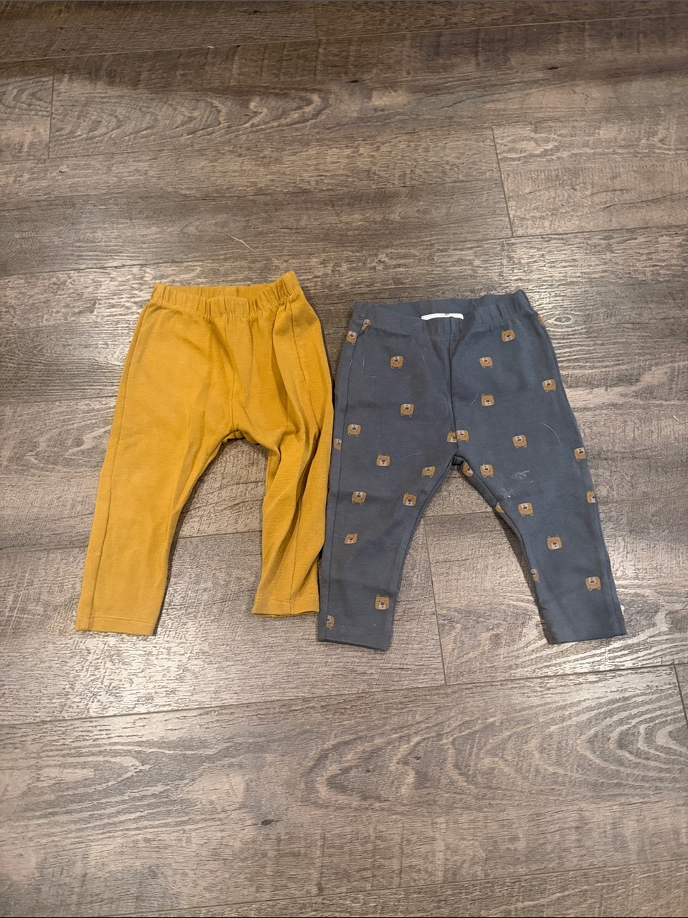 Zara Mustard and Navy Bear-Print Knit Leggings - Pack of 2